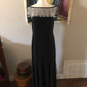 Elegant Black A-Line Evening Gown